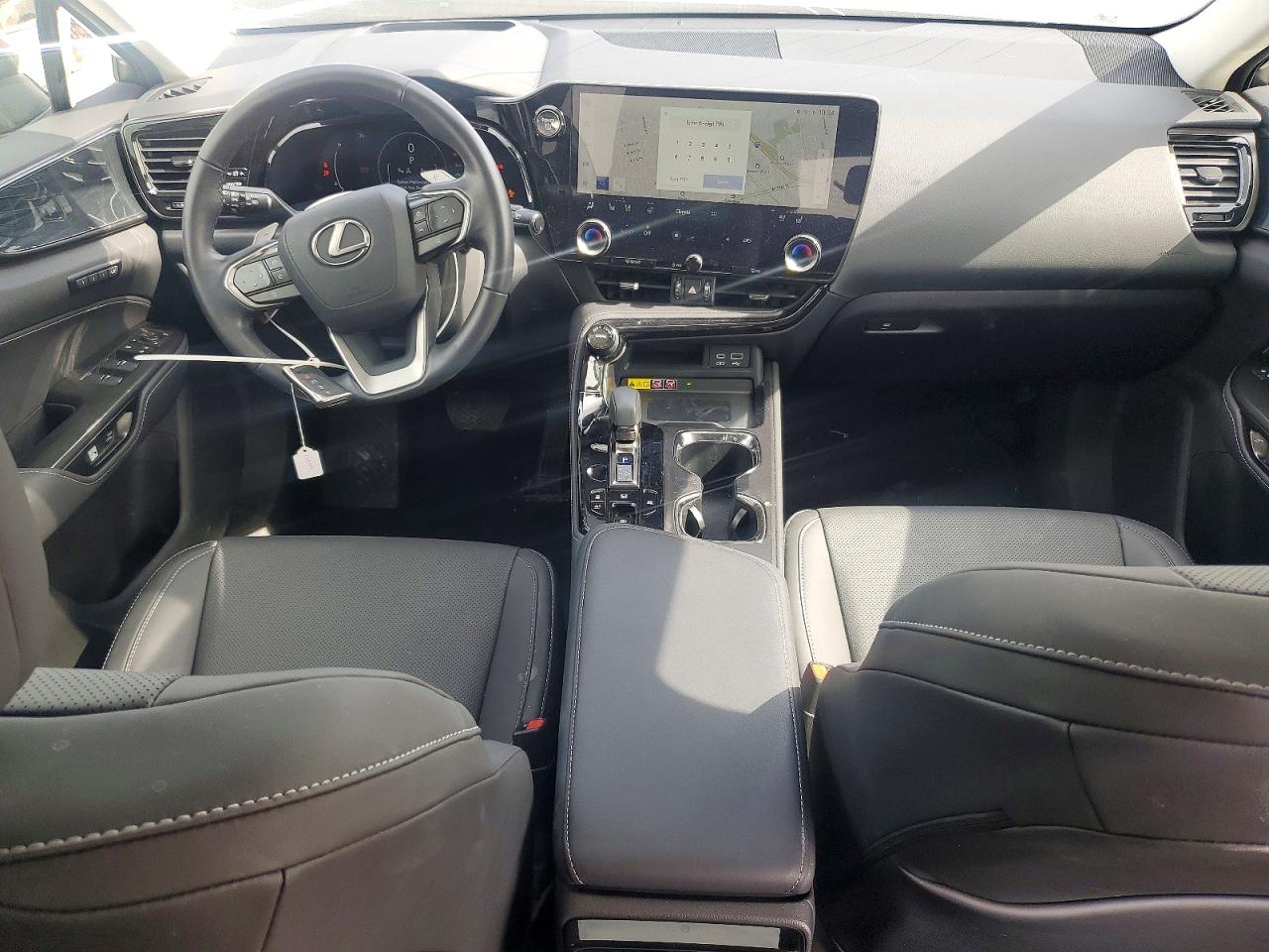 Lexus NX Premium