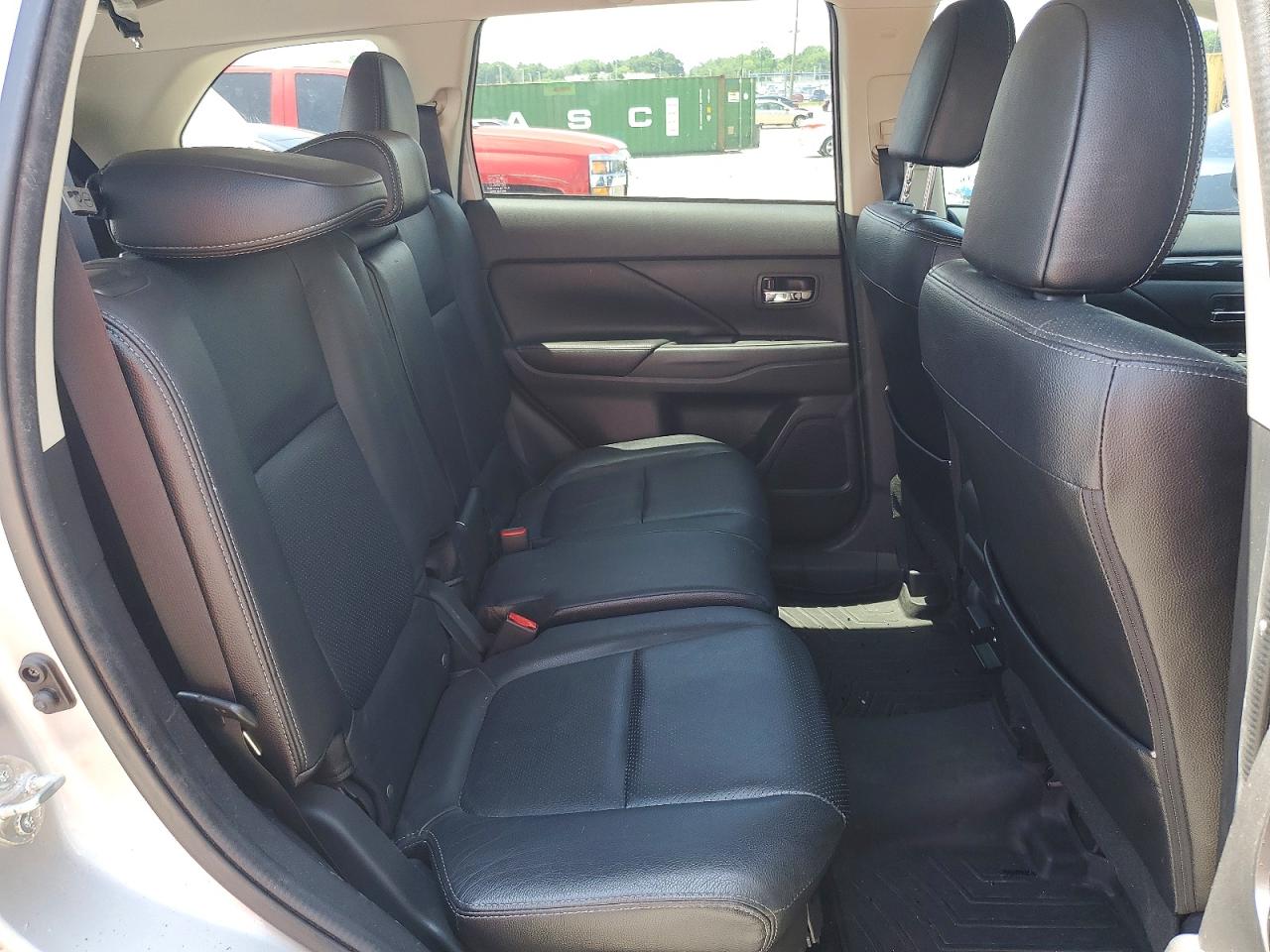 Mitsubishi Outlander Se