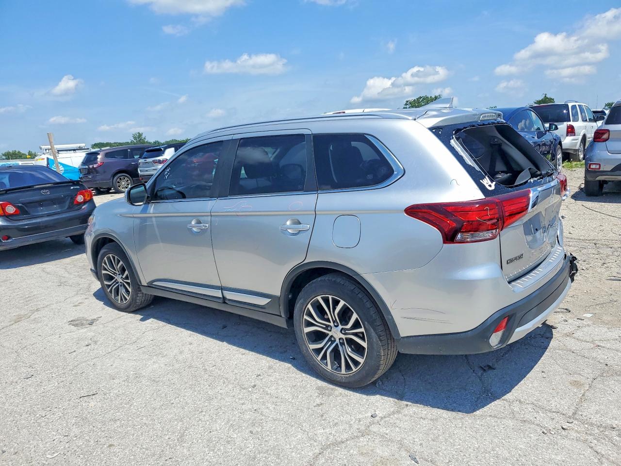 Mitsubishi Outlander Se