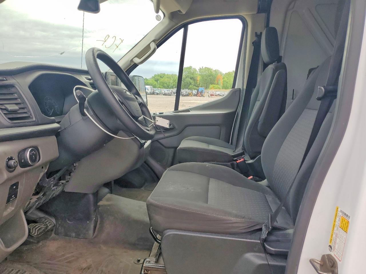 Ford Transit T-250