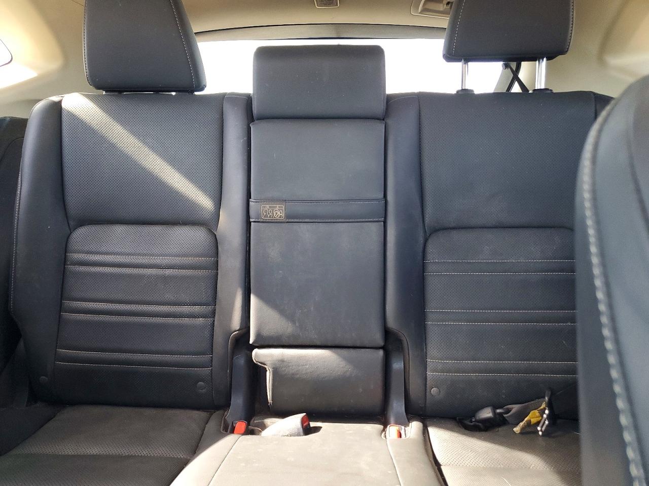 Lexus NX Base