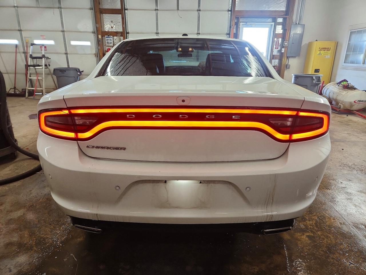 Dodge Charger Sxt