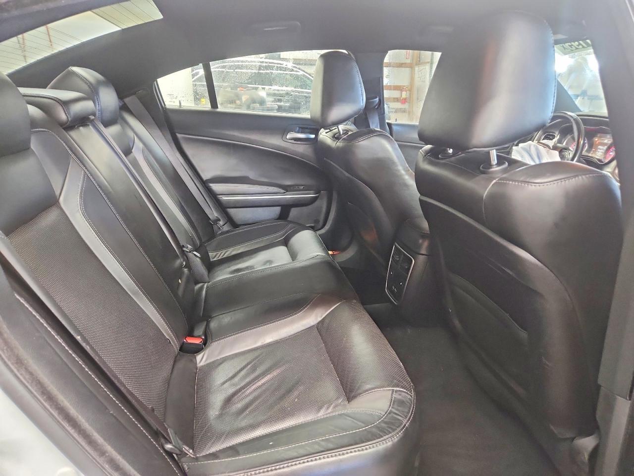 Dodge Charger Sxt