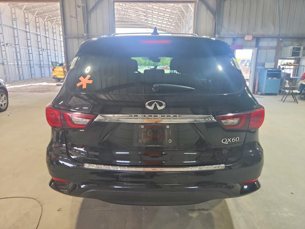 INFINITI Qx Base
