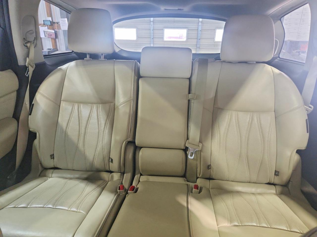 INFINITI Qx Base