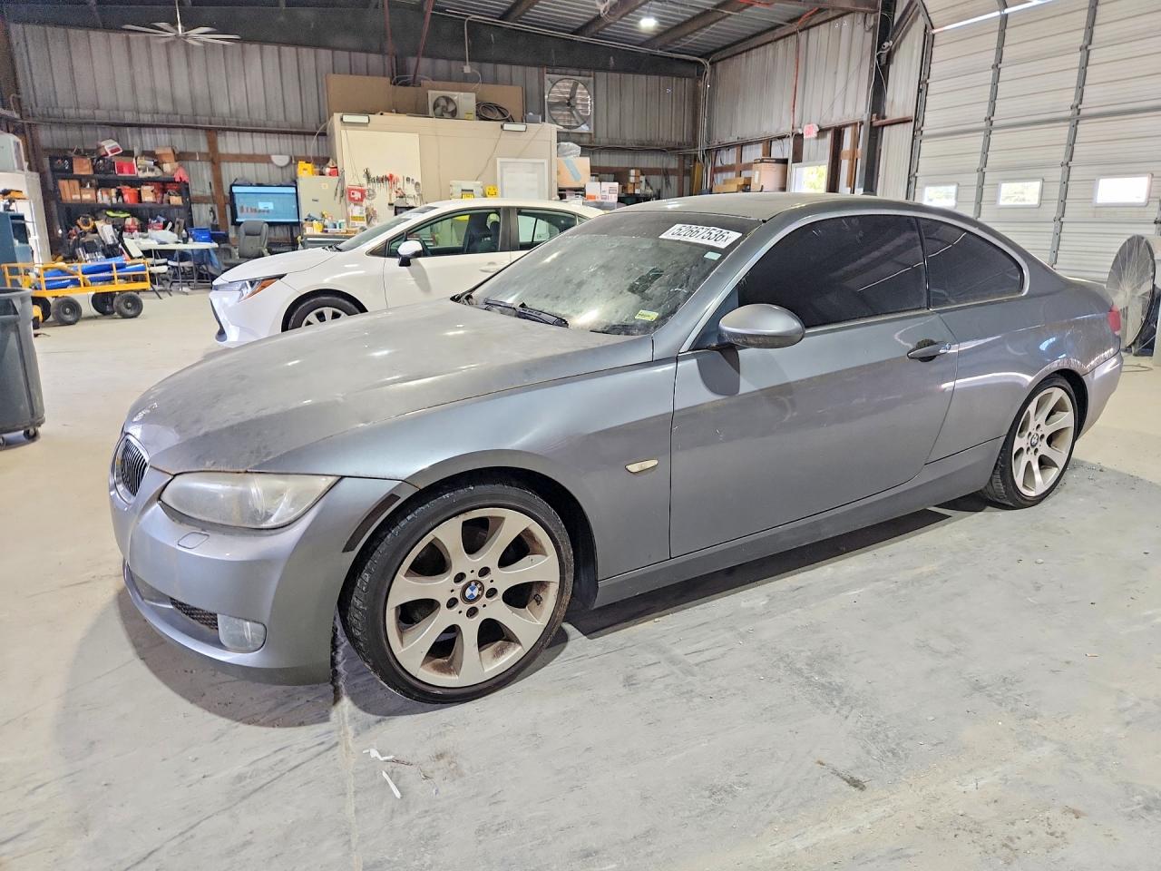 Salvage BMW 3 Series Image
