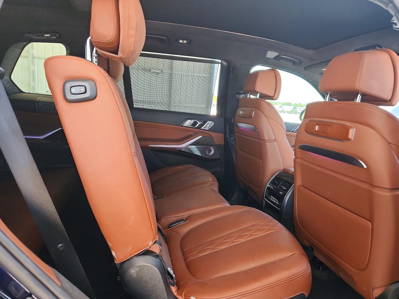 BMW X Series M60i