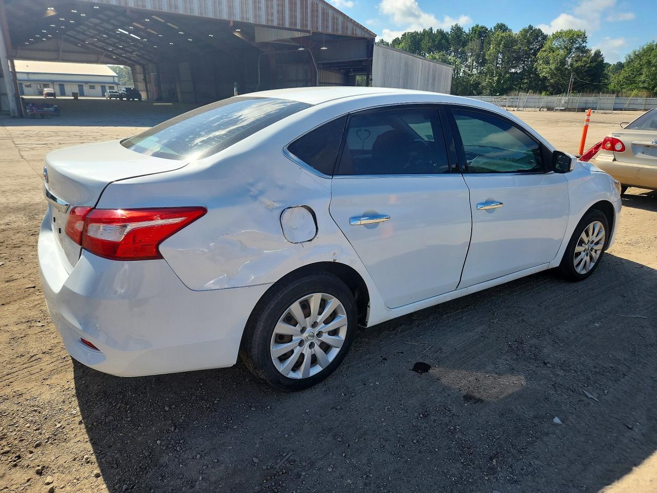 Nissan Sentra S