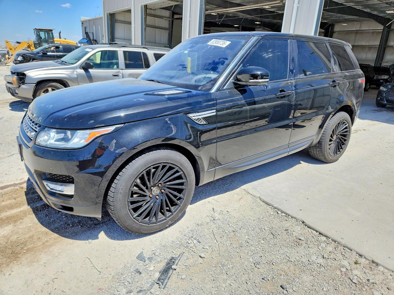 Salvage Land Rover Range Rover Image