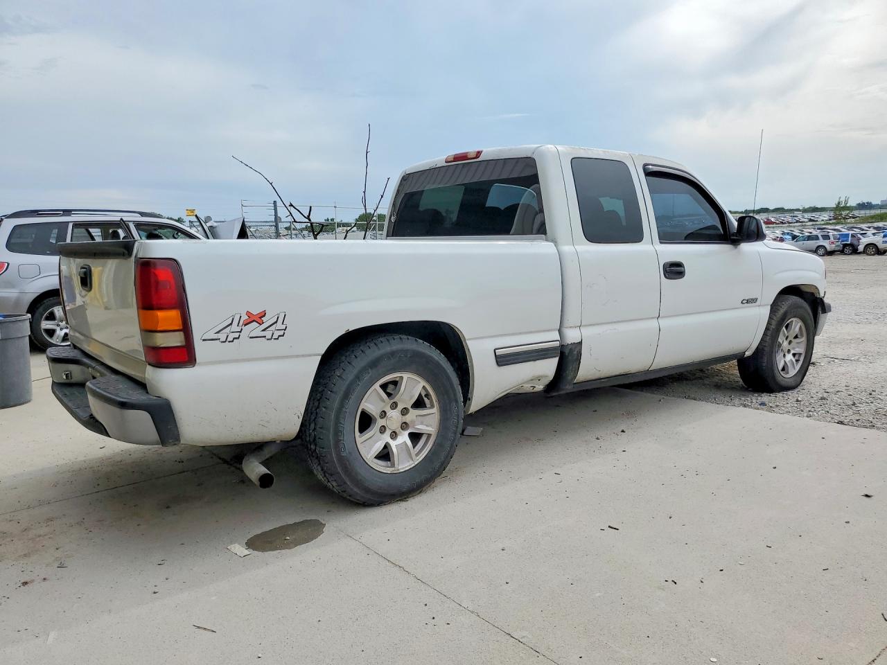 Chevrolet Silverado C1500