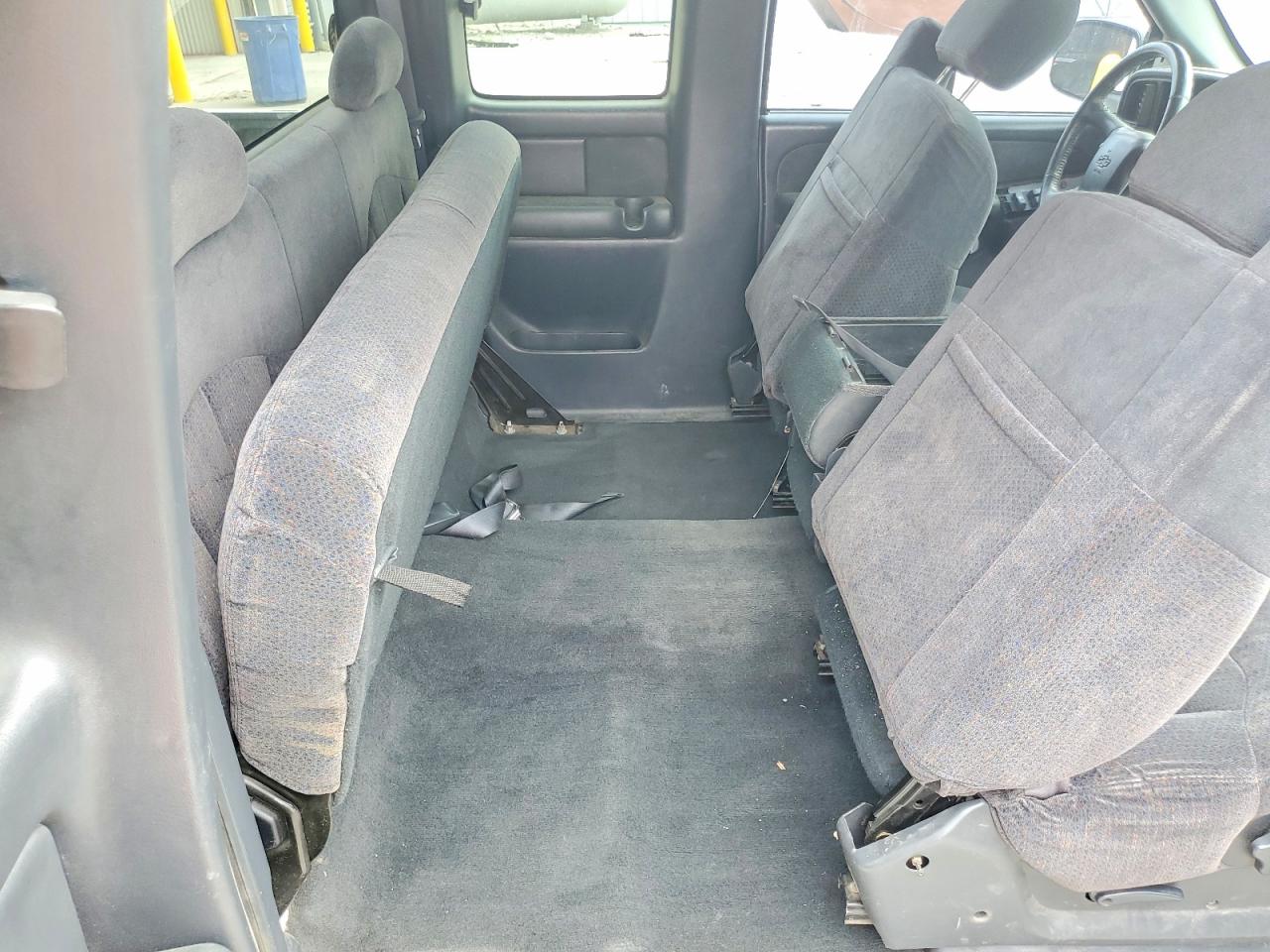 Chevrolet Silverado C1500