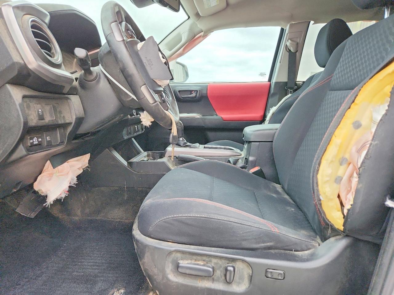 Toyota Tacoma Sr5 V6