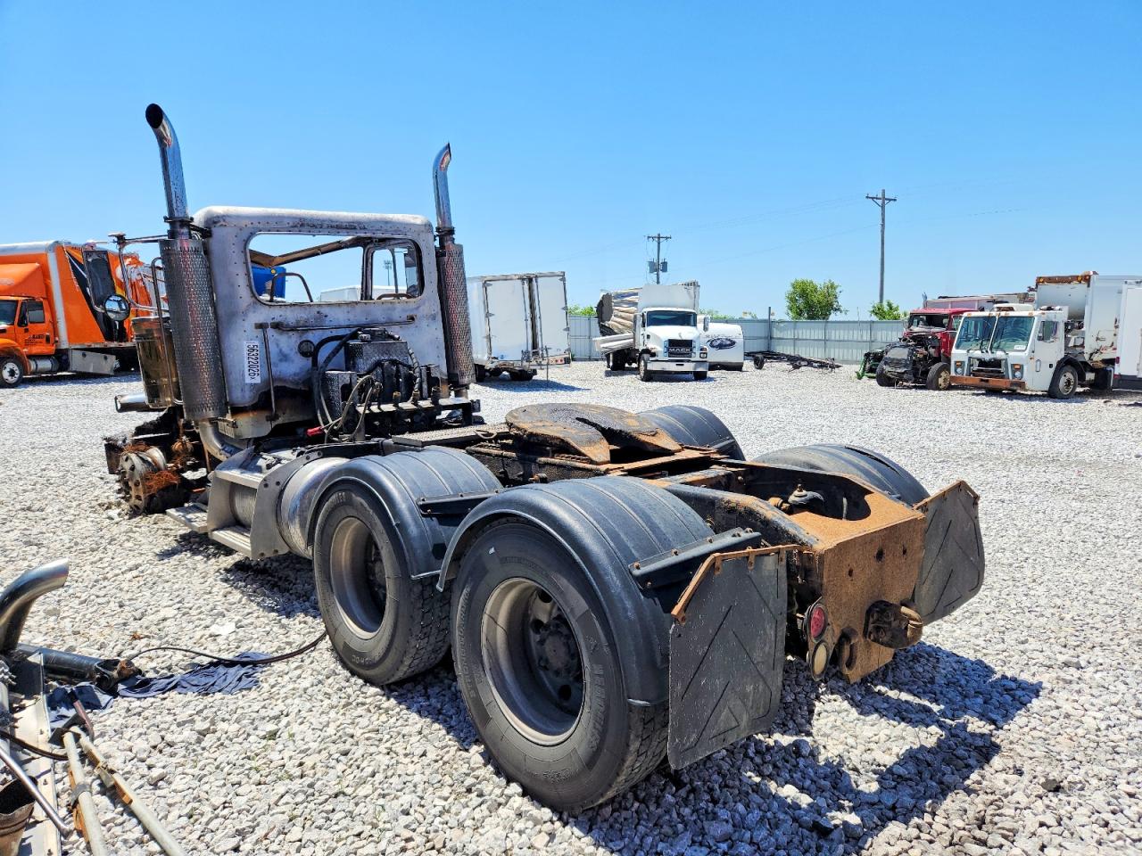 Peterbilt 379