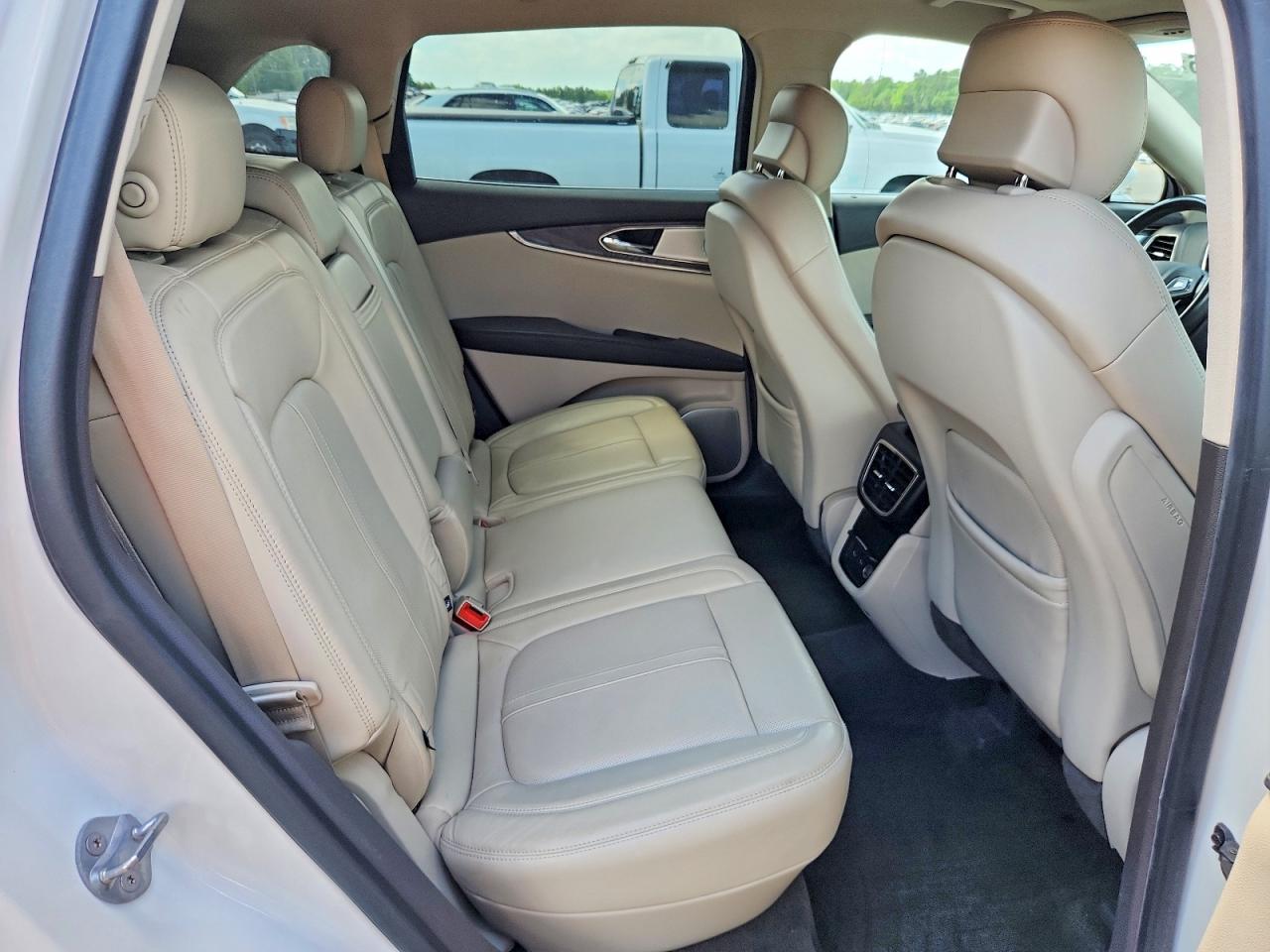 Lincoln MKX Reserve