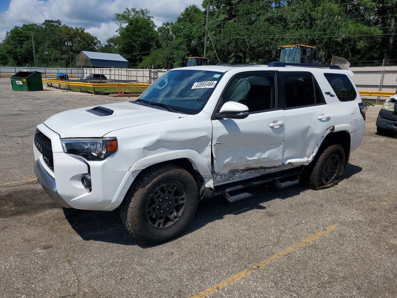 Salvage Toyota 4Runner Image