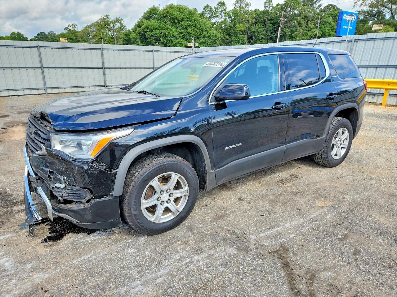 Salvage GMC Acadia Image
