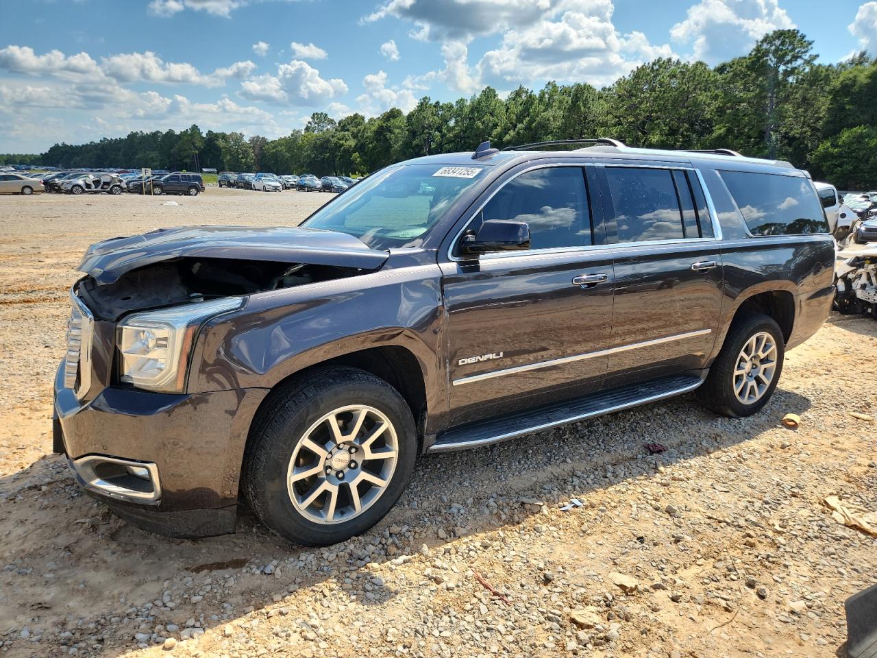 Salvage GMC Yukon Image