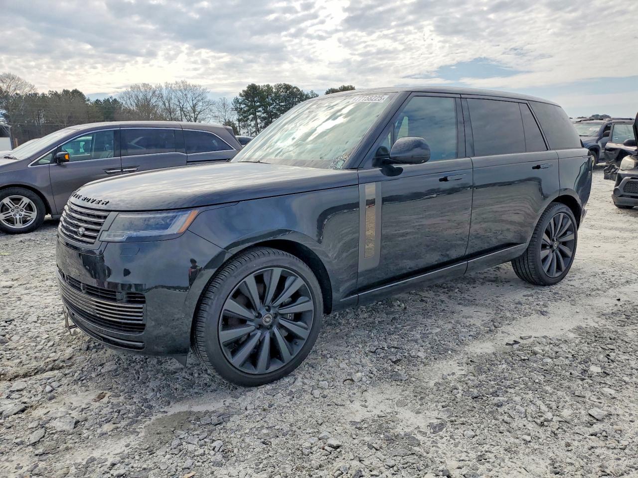 Salvage Land Rover Range Rover Image