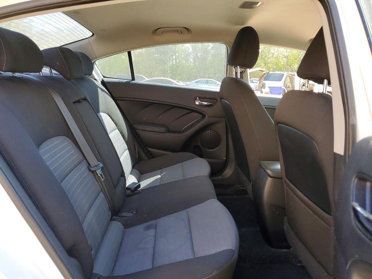 Kia Forte Ex