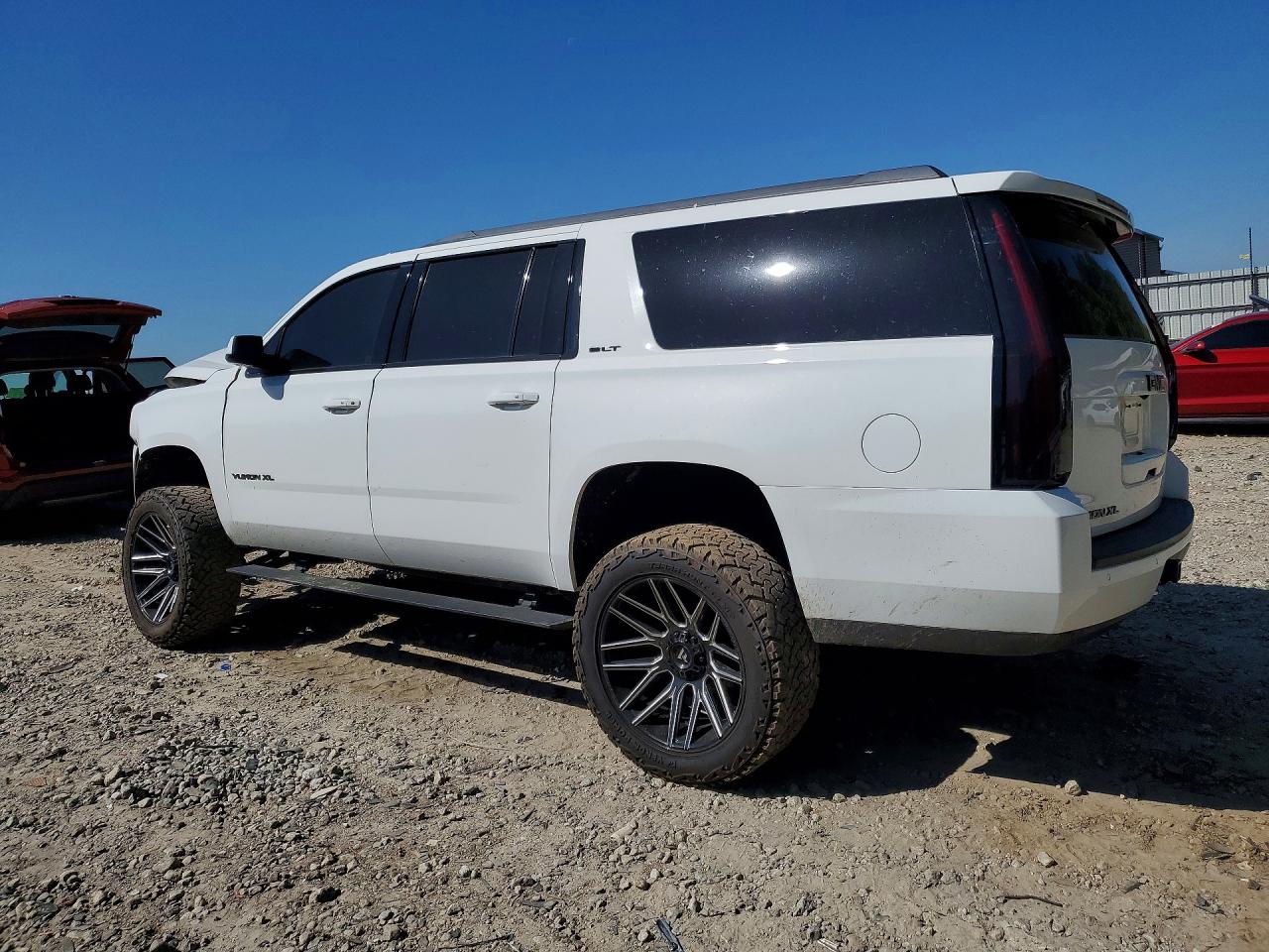GMC Yukon K1500 Slt