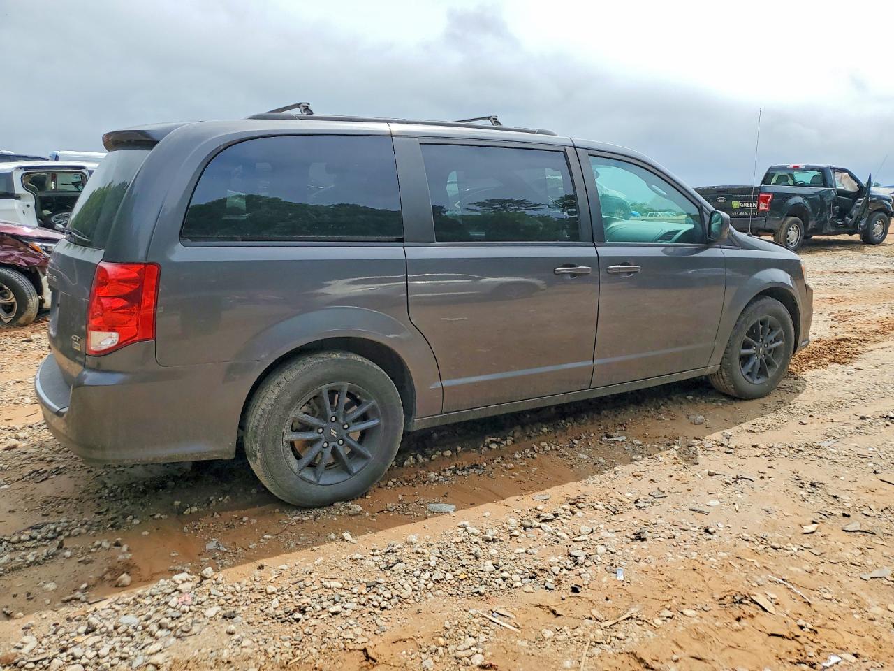 Dodge Caravan Gt