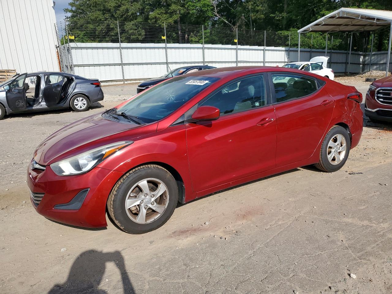 Salvage Hyundai ELANTRA Image
