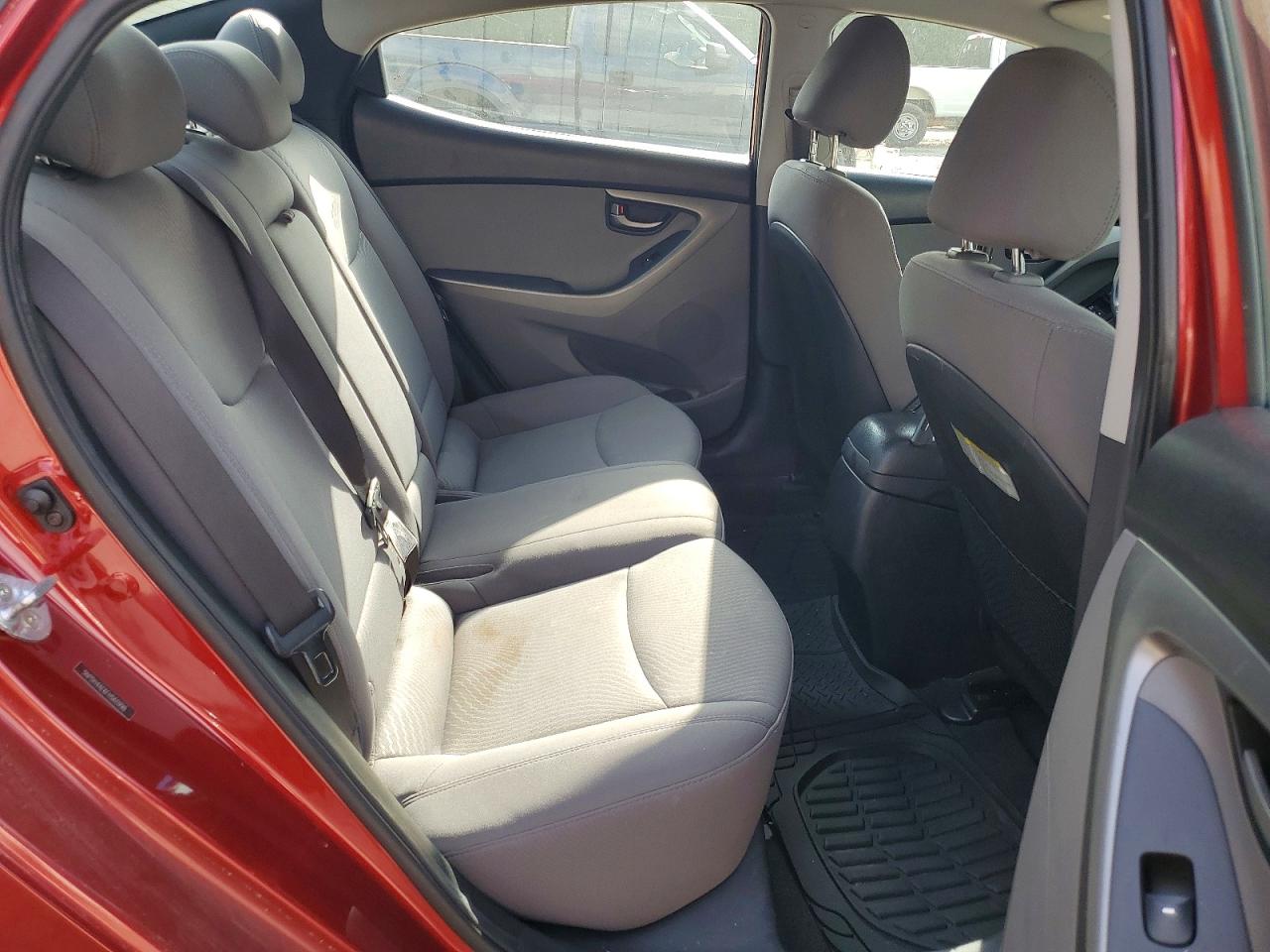 Hyundai ELANTRA Se