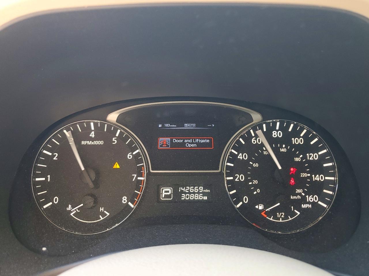 Nissan Pathfinder Sl