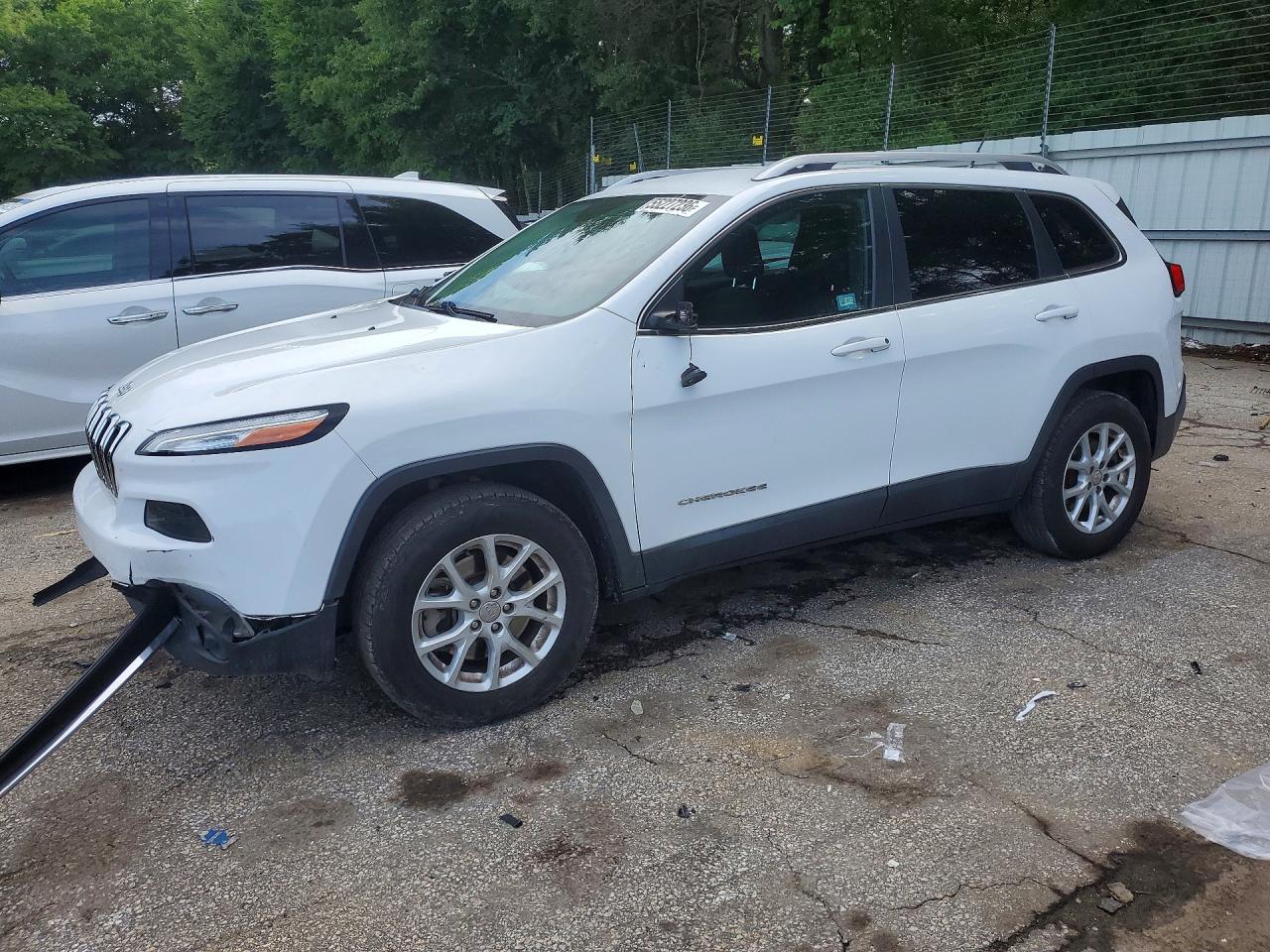 Salvage Jeep Cherokee Image