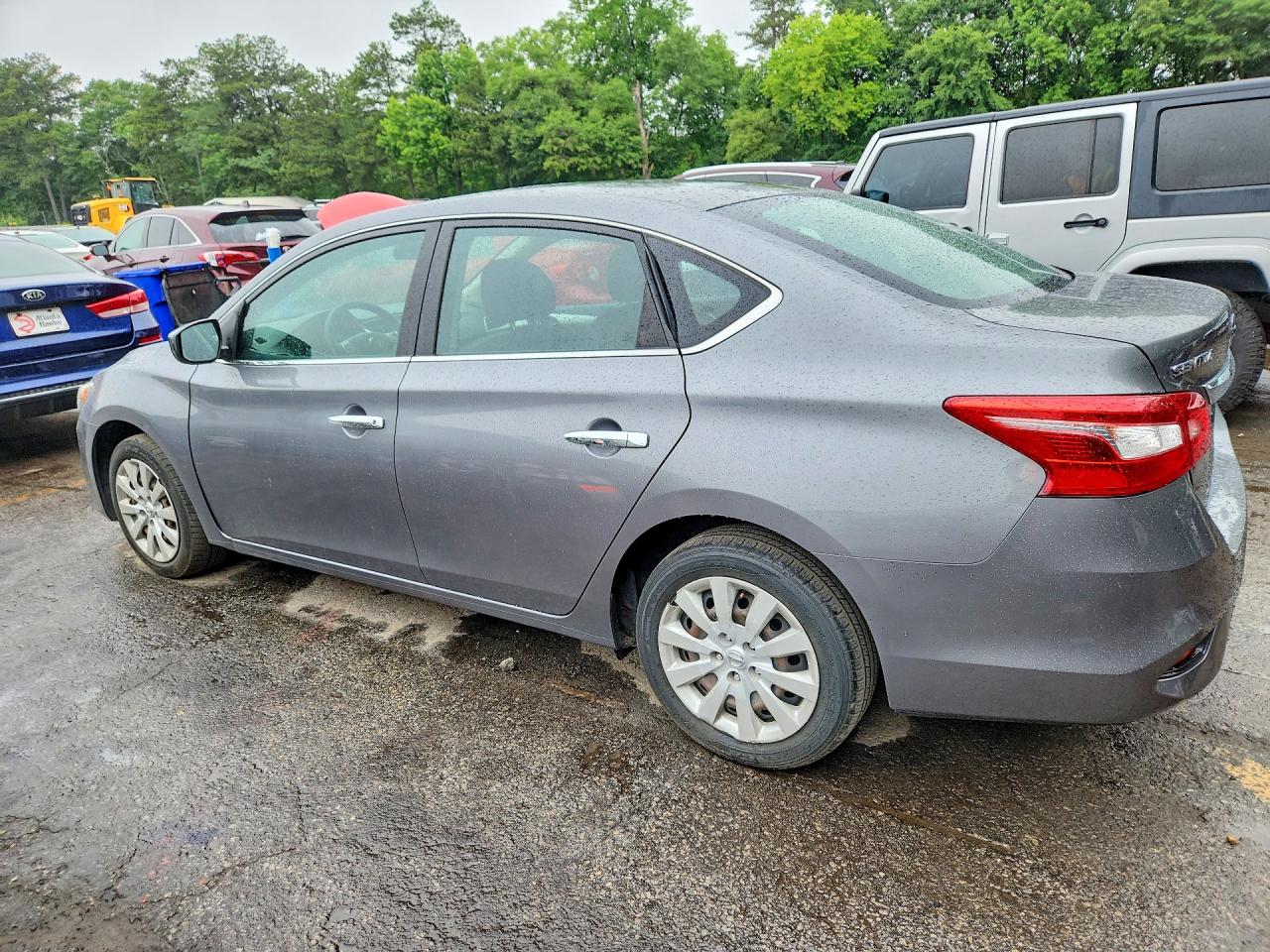 Nissan Sentra S