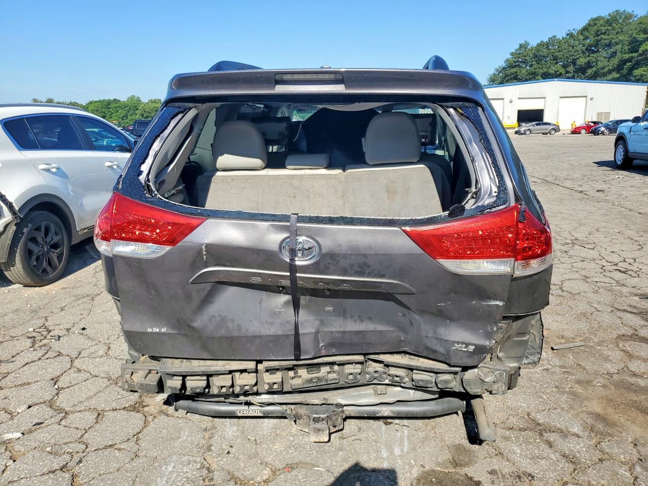 Toyota Sienna Xle 8-passenger