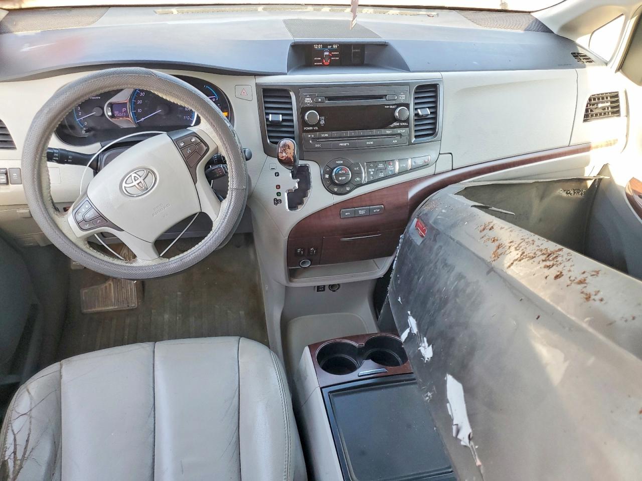 Toyota Sienna Xle 8-passenger
