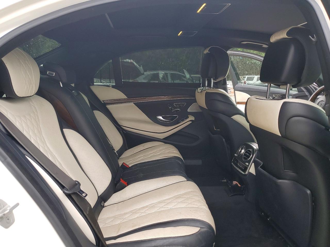 Mercedes-Benz S-Class 550 4matic
