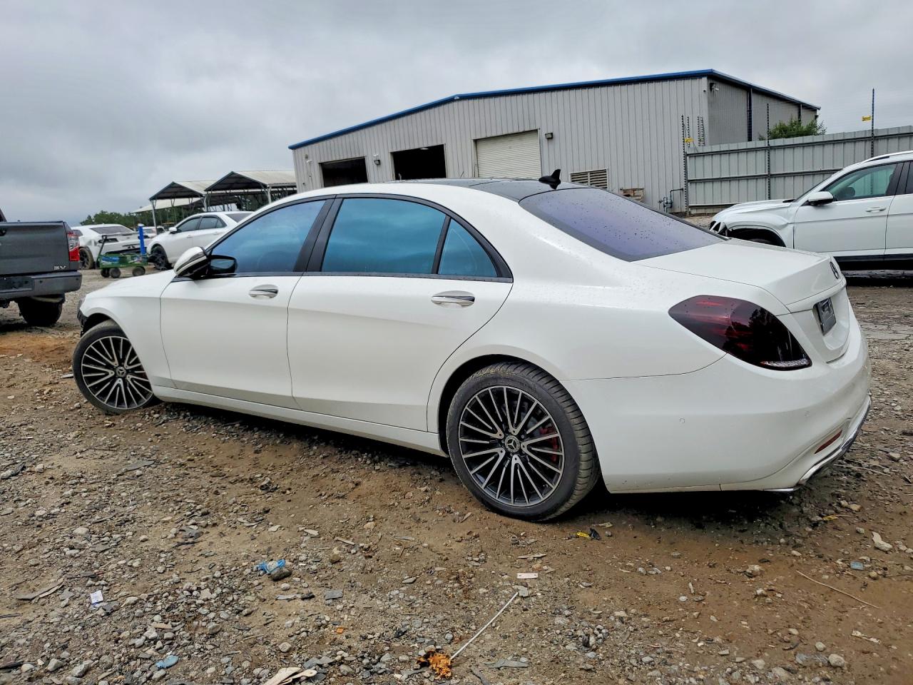 Mercedes-Benz S-Class 550 4matic