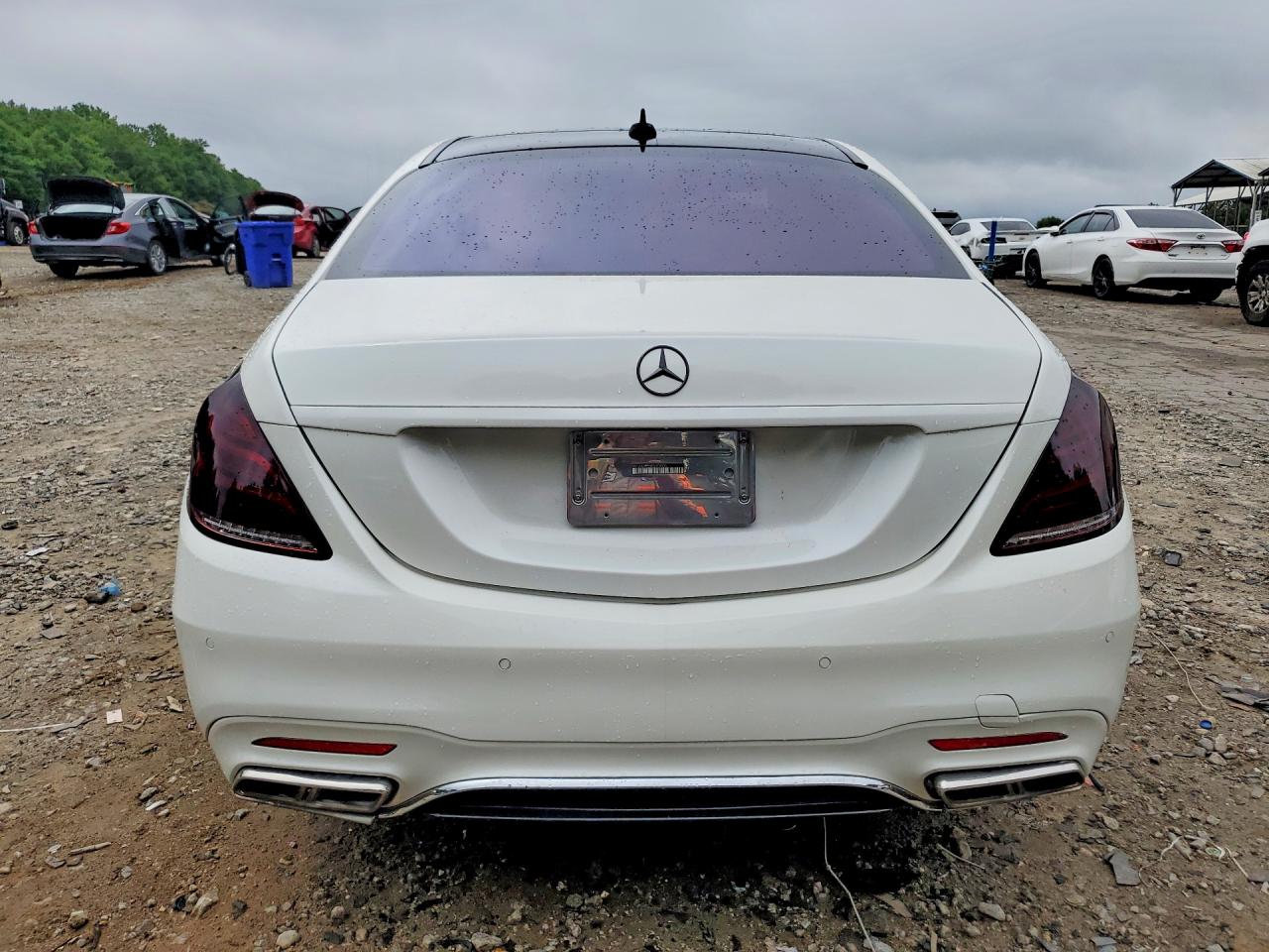 Mercedes-Benz S-Class 550 4matic