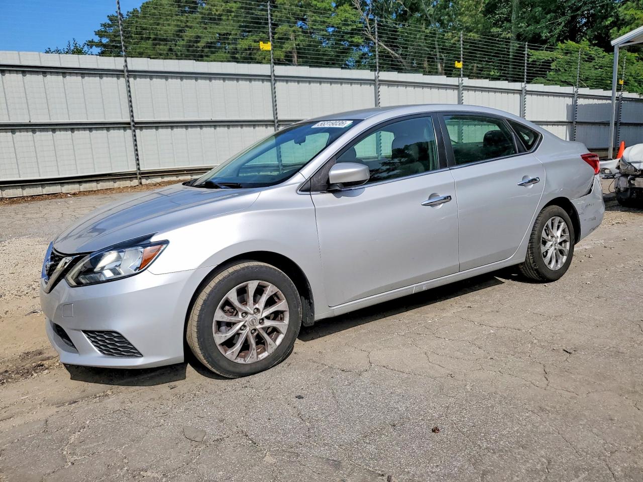 Salvage Nissan Sentra Image