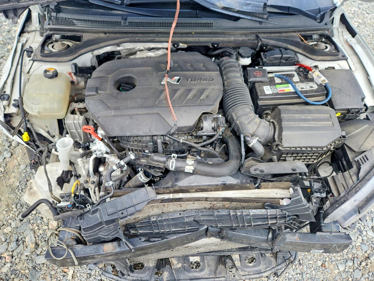 Hyundai VELOSTER Base