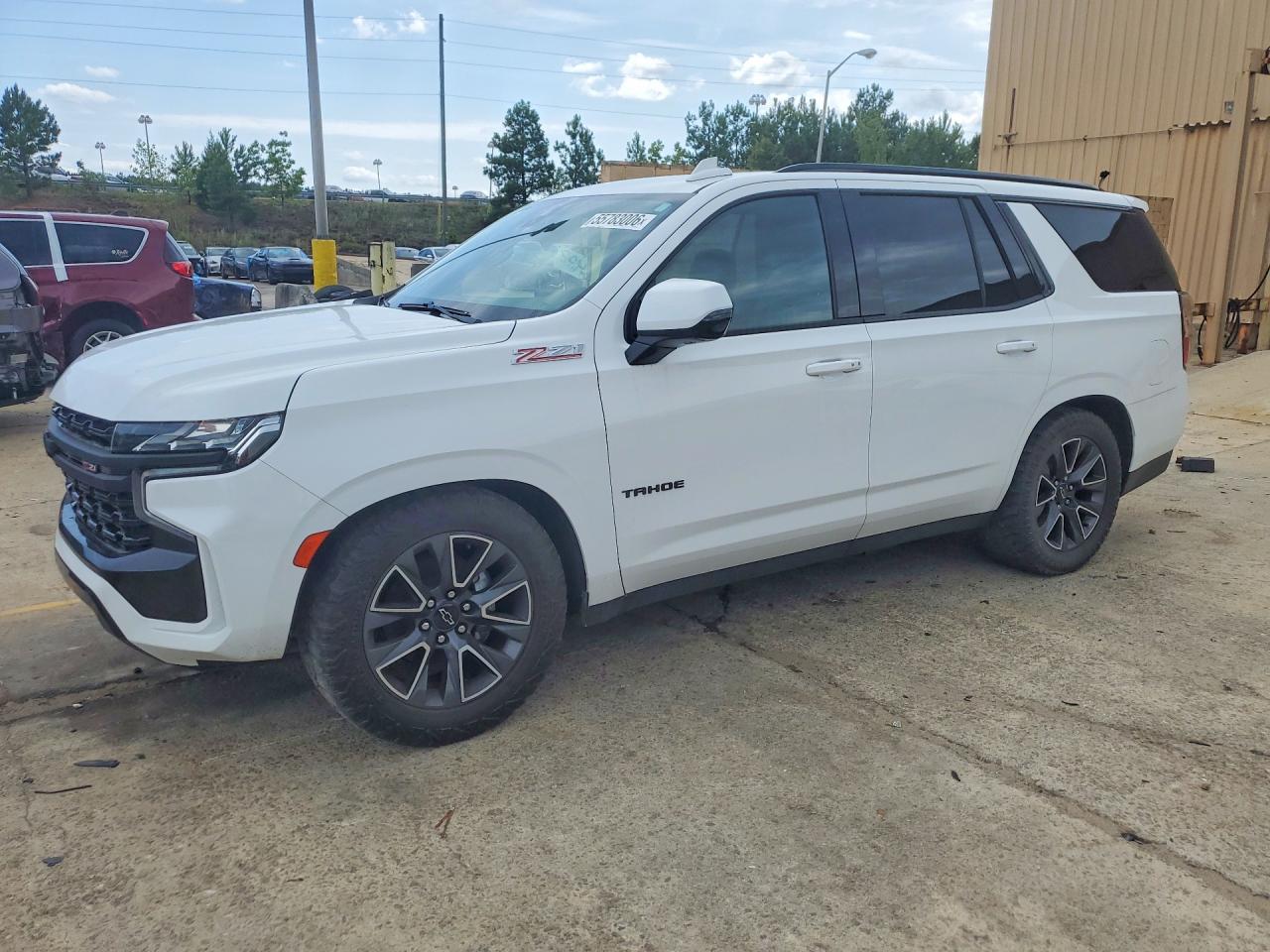 Salvage Chevrolet Tahoe Image