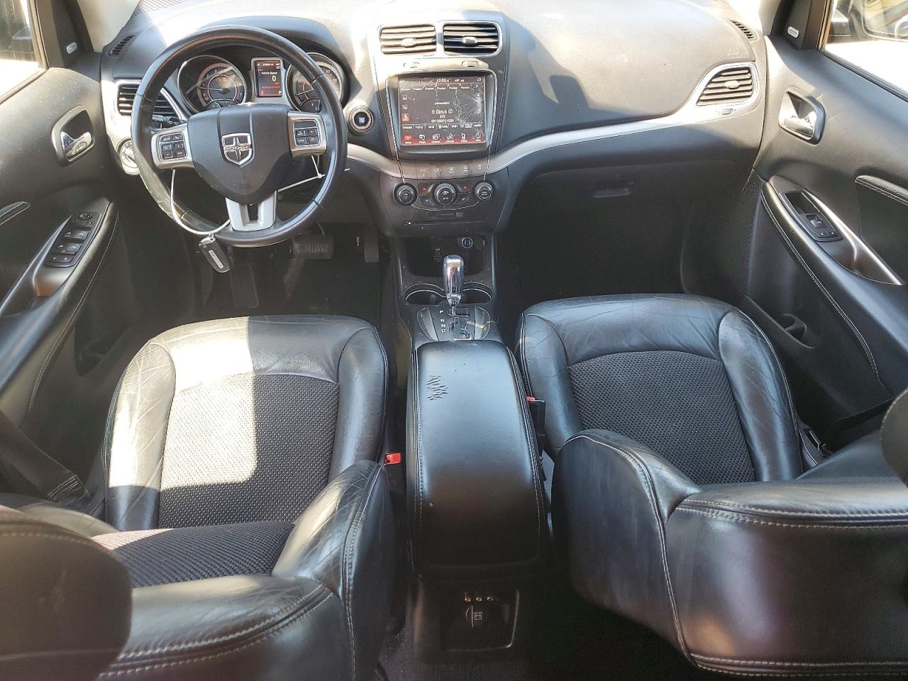 Dodge Journey Crossroad