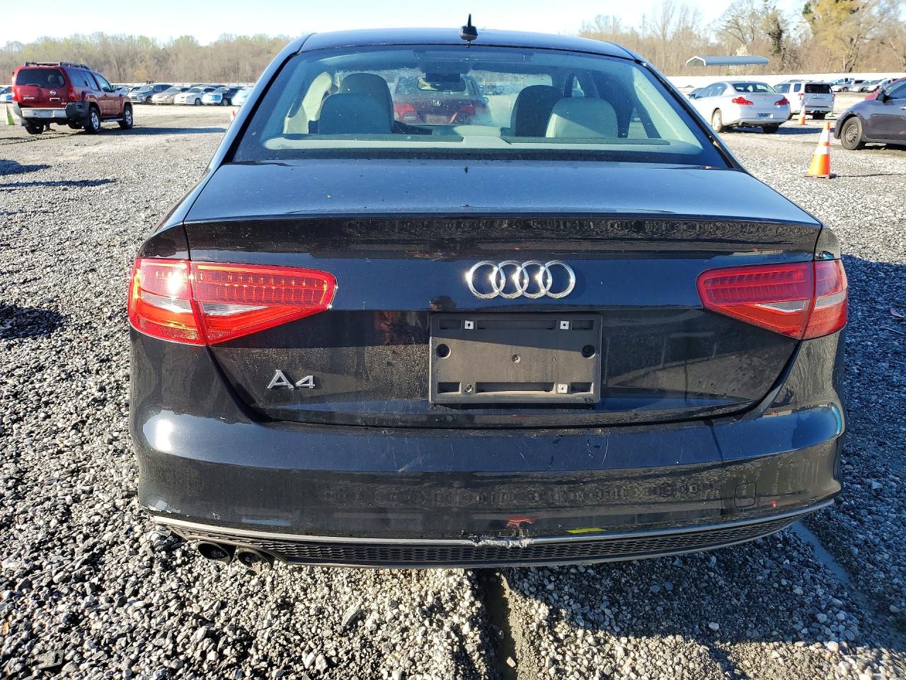 Audi A4 Premium S-line