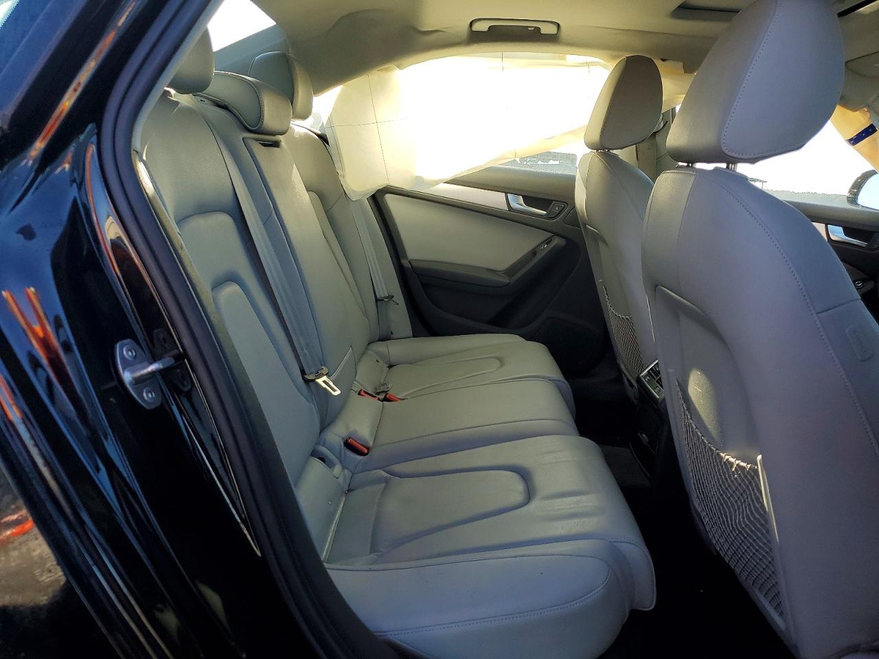 Audi A4 Premium S-line