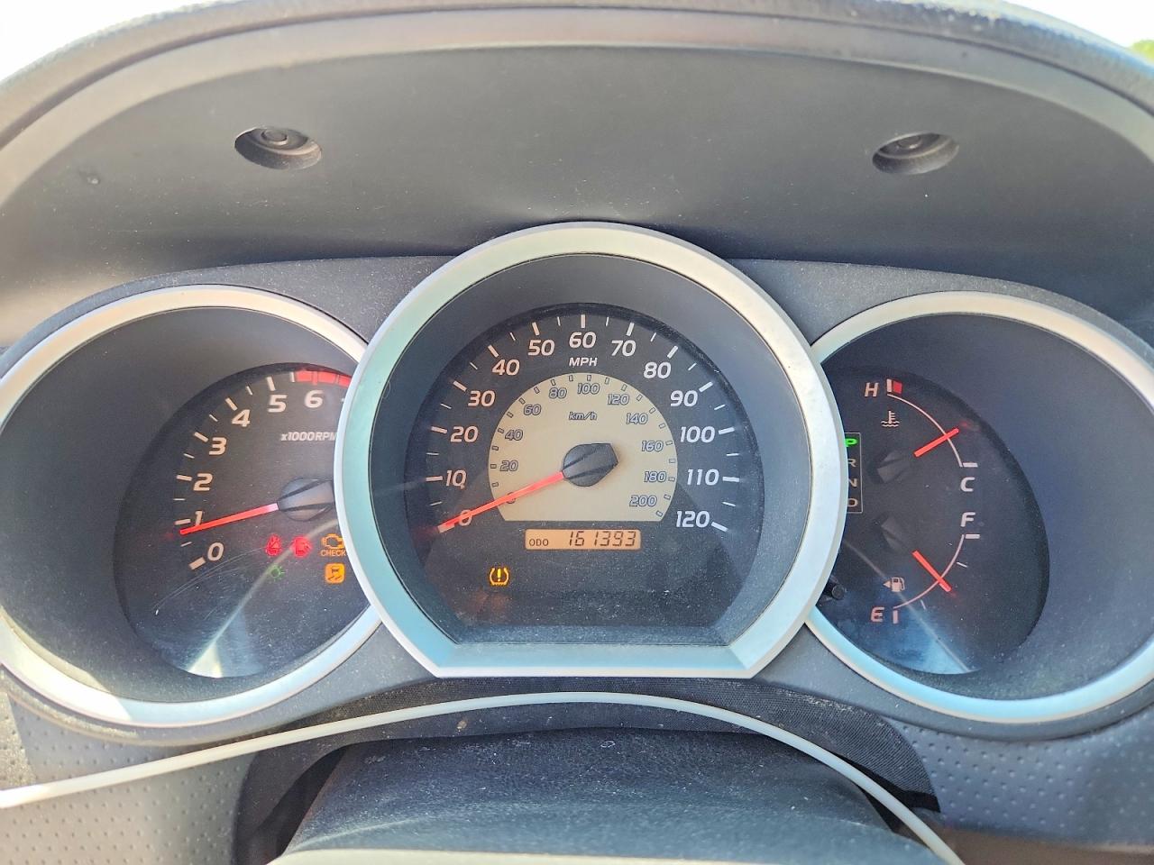 Toyota Tacoma Base