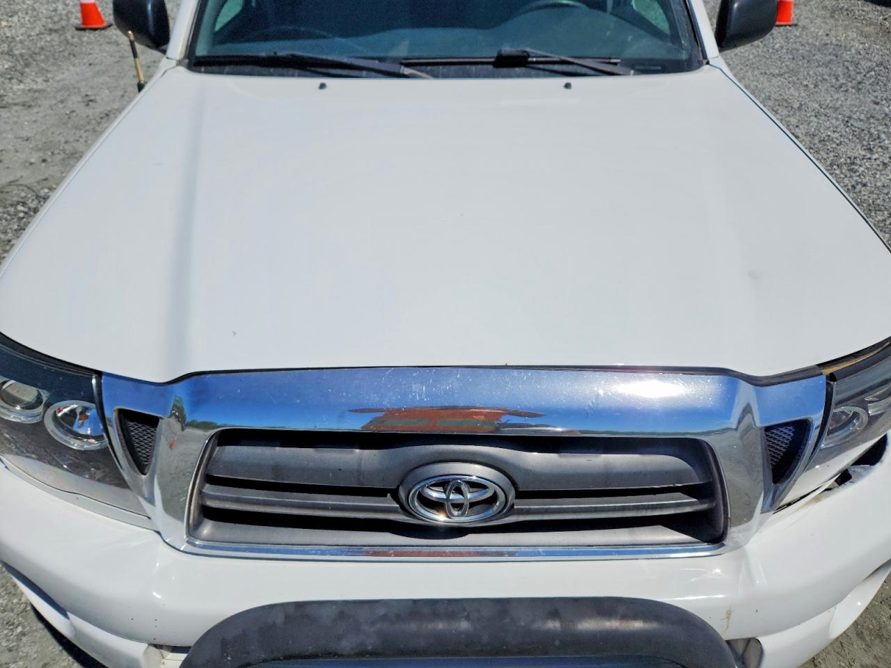 Toyota Tacoma Base