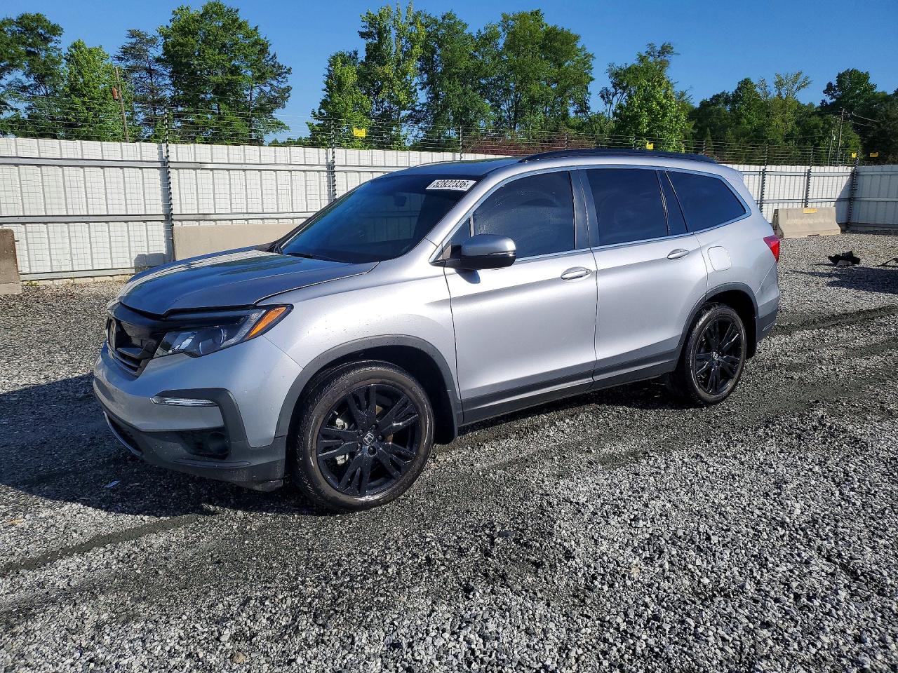 Salvage Honda Pilot Image
