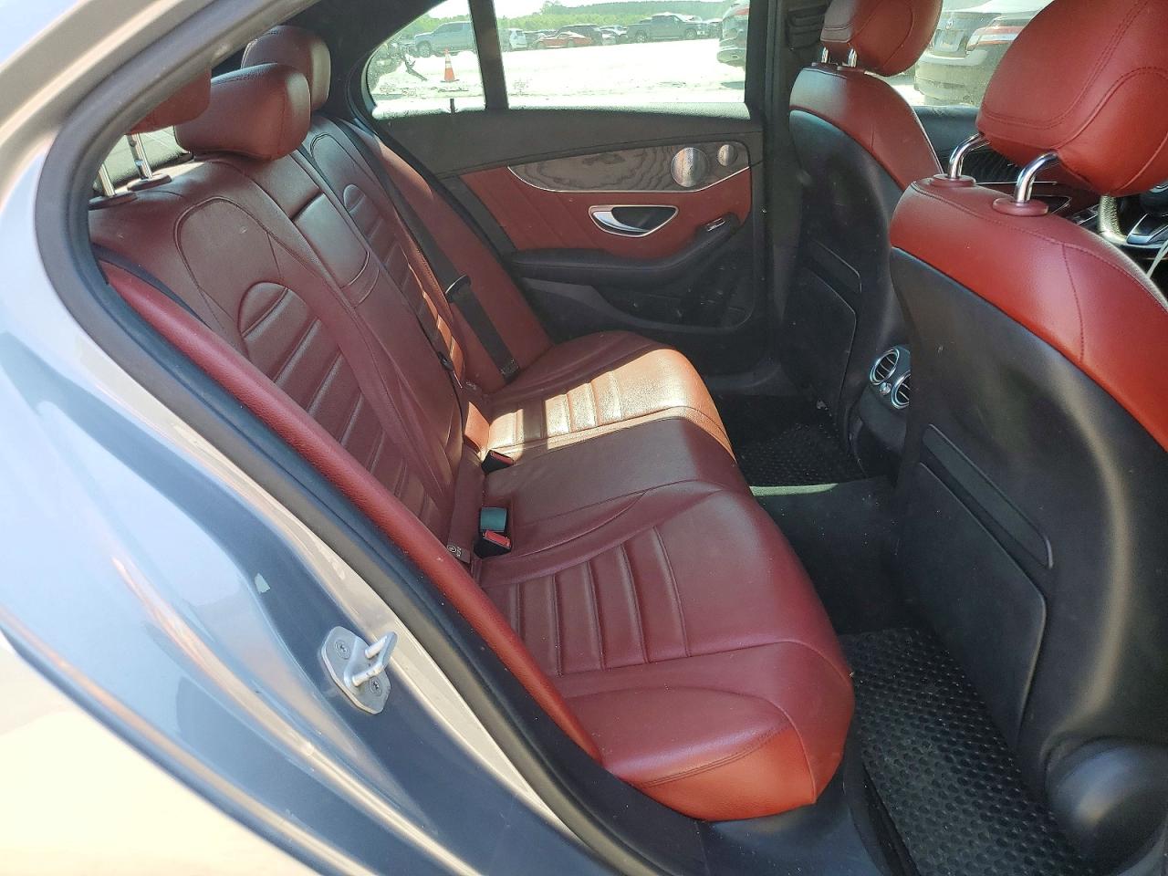 Mercedes-Benz C-Class 300