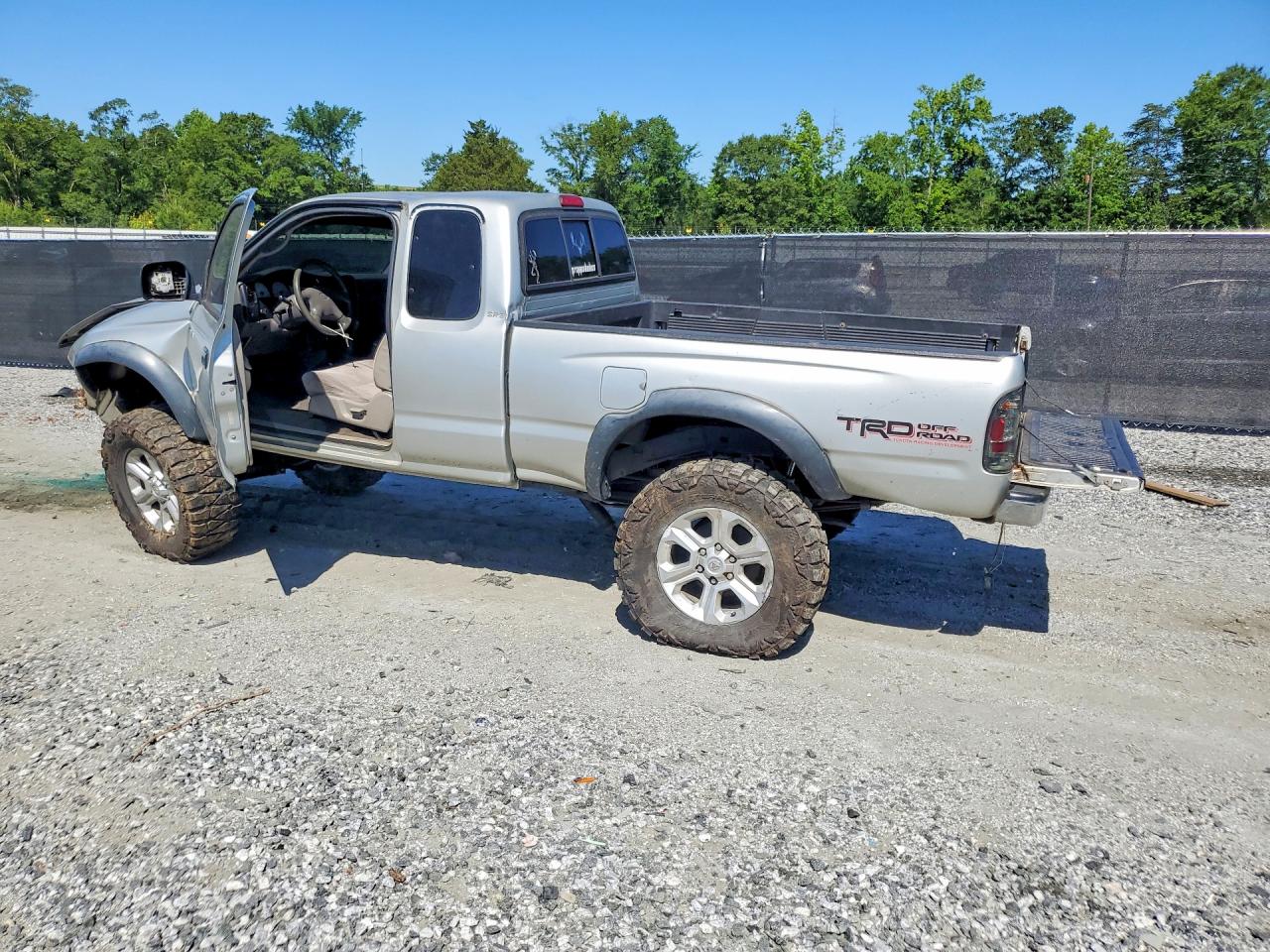 Toyota Tacoma Xtracab