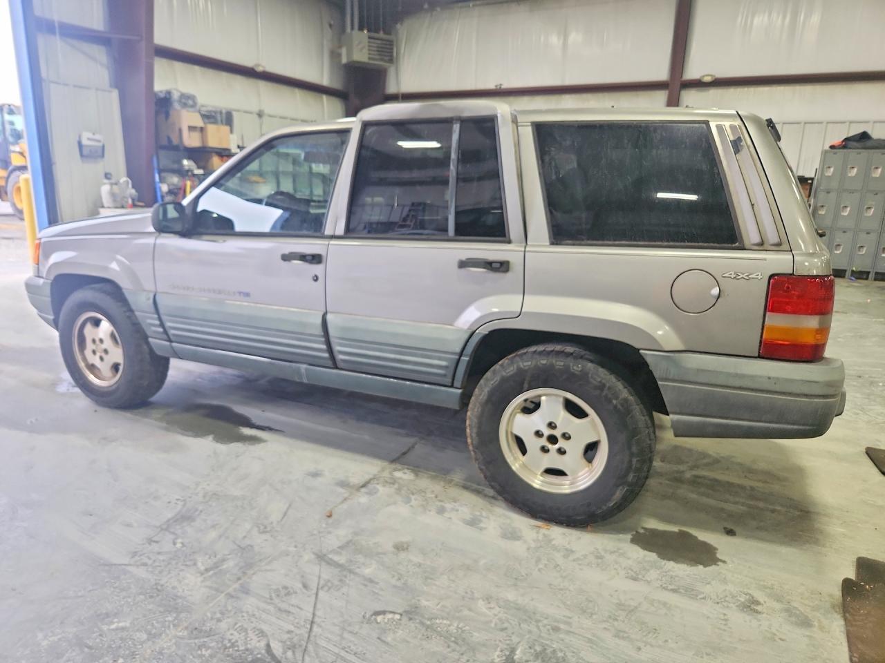 Jeep Cherokee Laredo