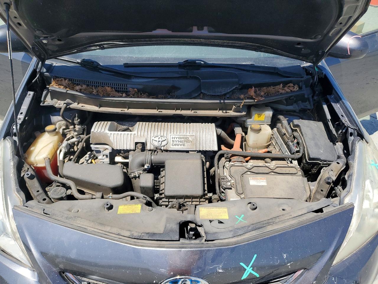 Toyota Prius Three
