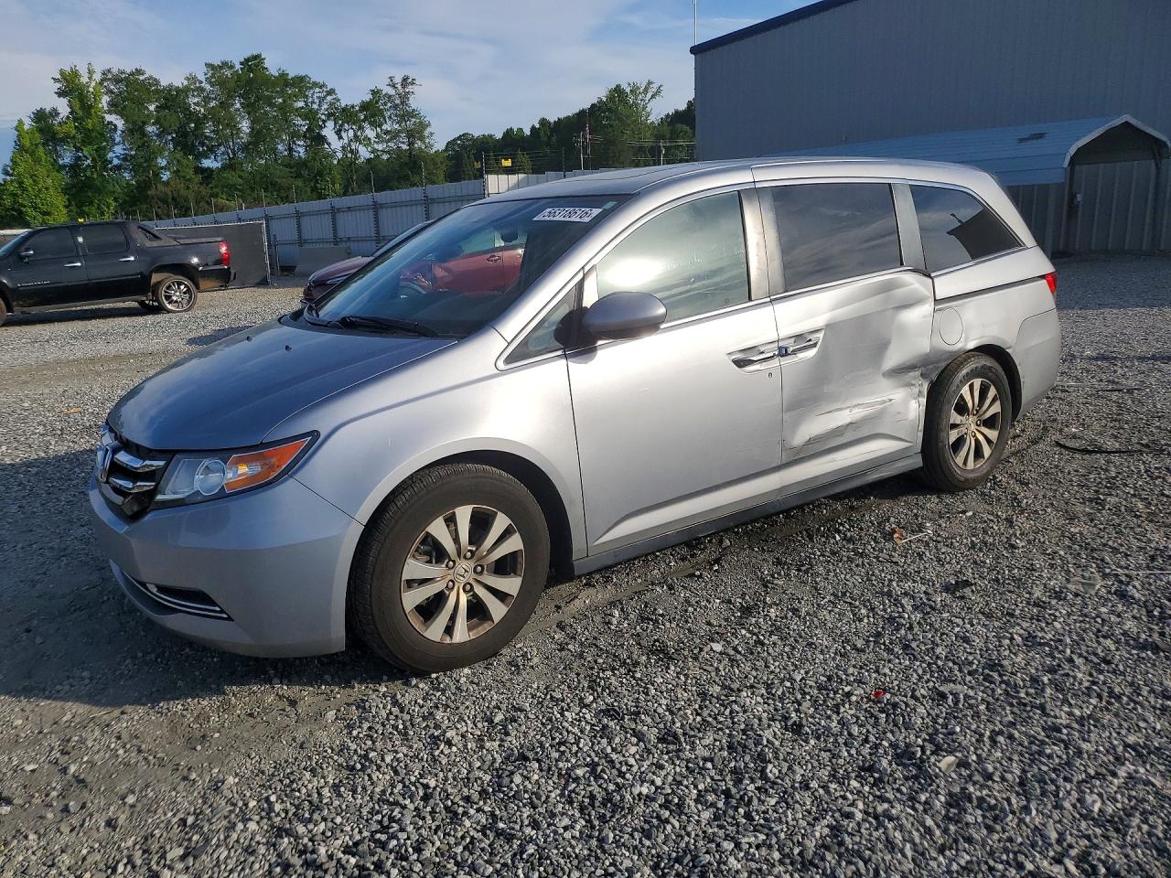 Salvage Honda Odyssey Image