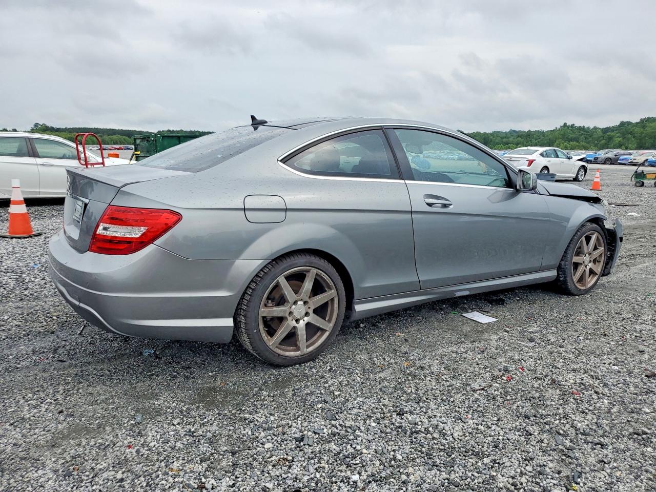 Mercedes-Benz C-Class 250